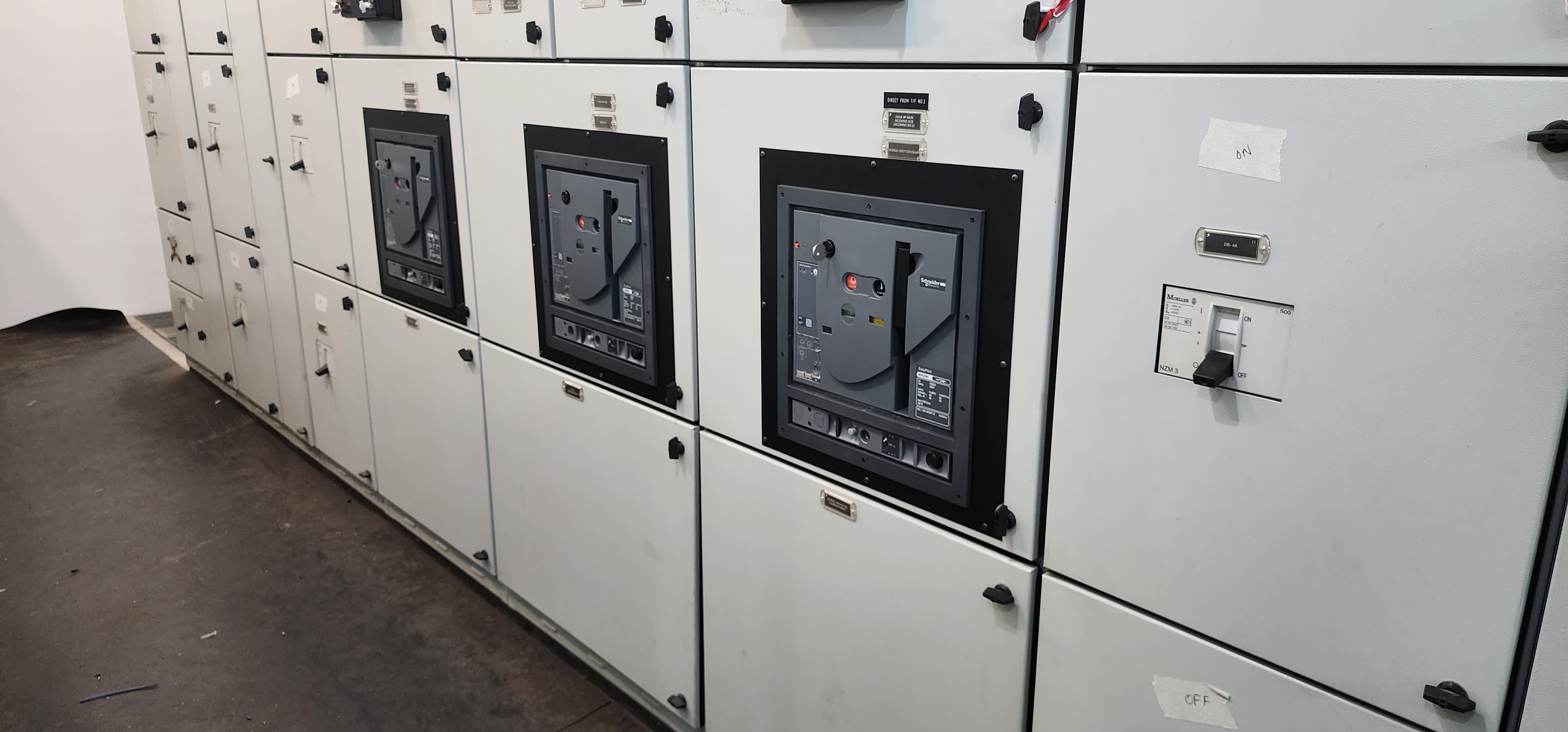 Install & Retrofit of All Types of ACB and MCCB - Image 17