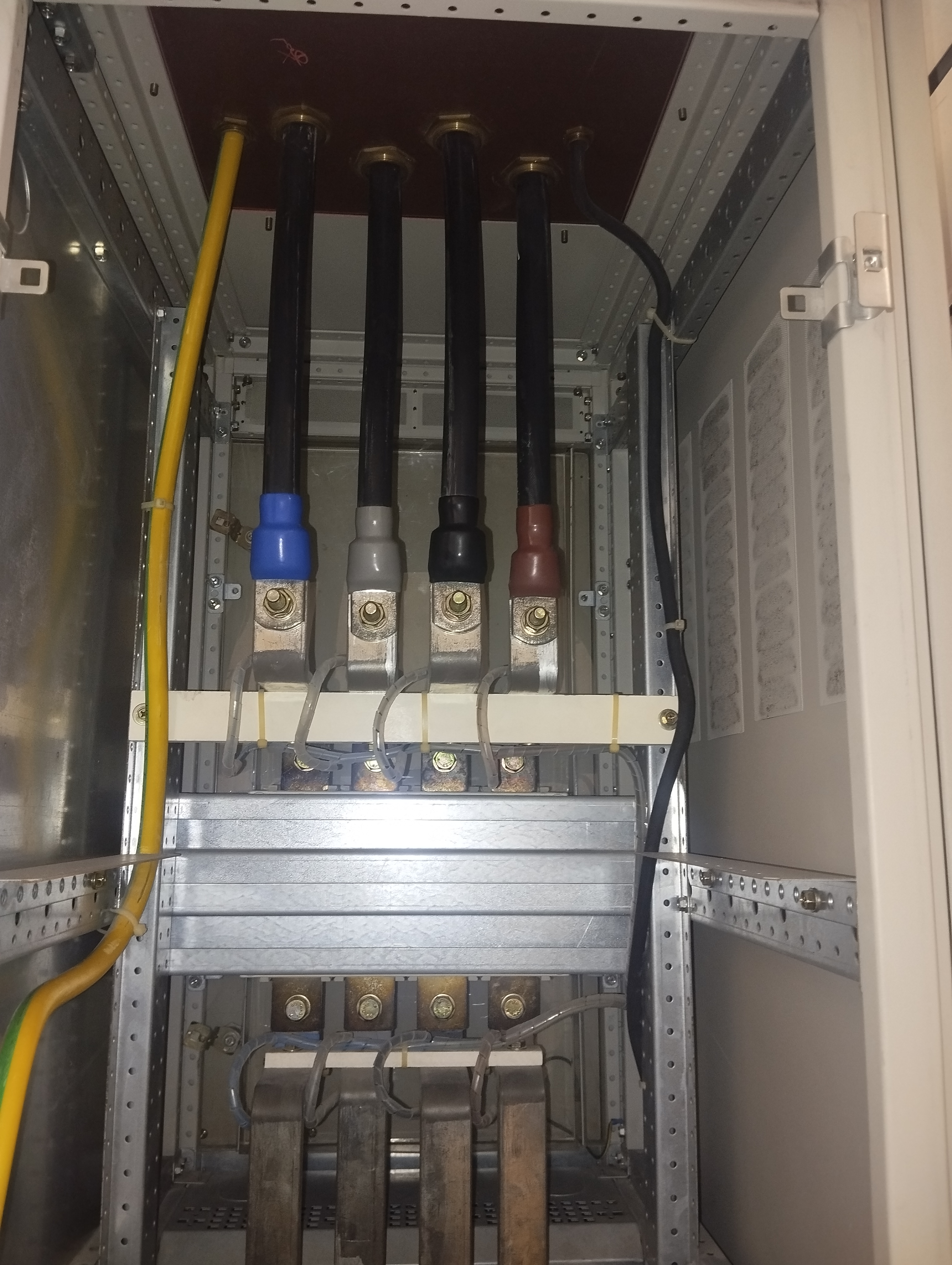 HT & LT Cable Jointing and Termination with Testing - Image 4